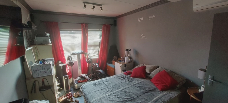 3 Bedroom Property for Sale in C Place Eastern Cape